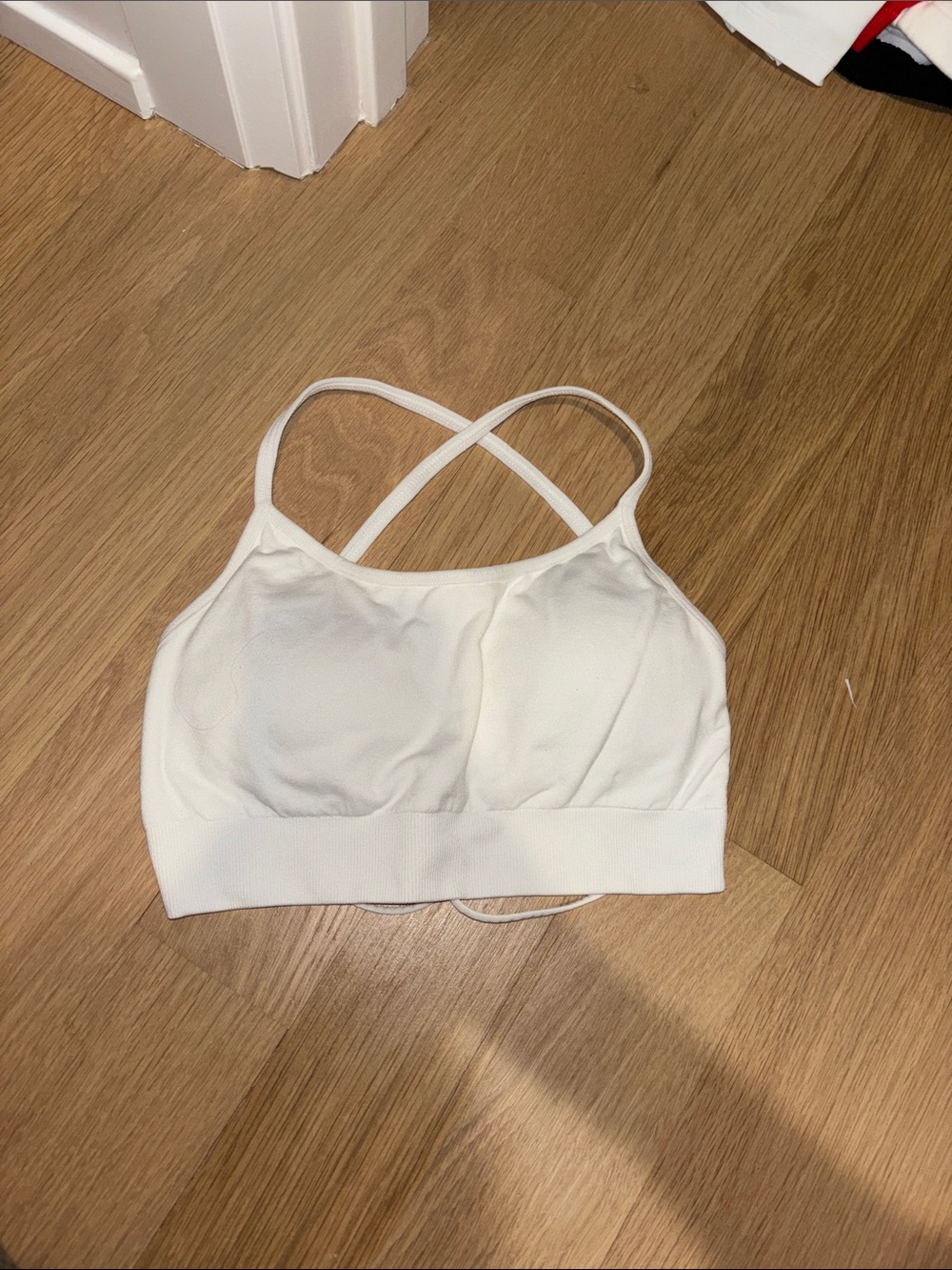 Seamless Crisscross Strap Bralette - White